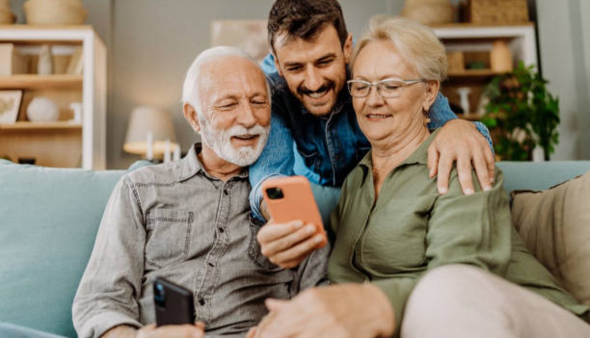 2026's Best Medical Mobile App with wearables - mySeniorCareHub